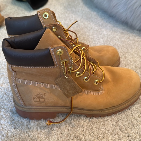 Men’s Timberland boots - Picture 1 of 4